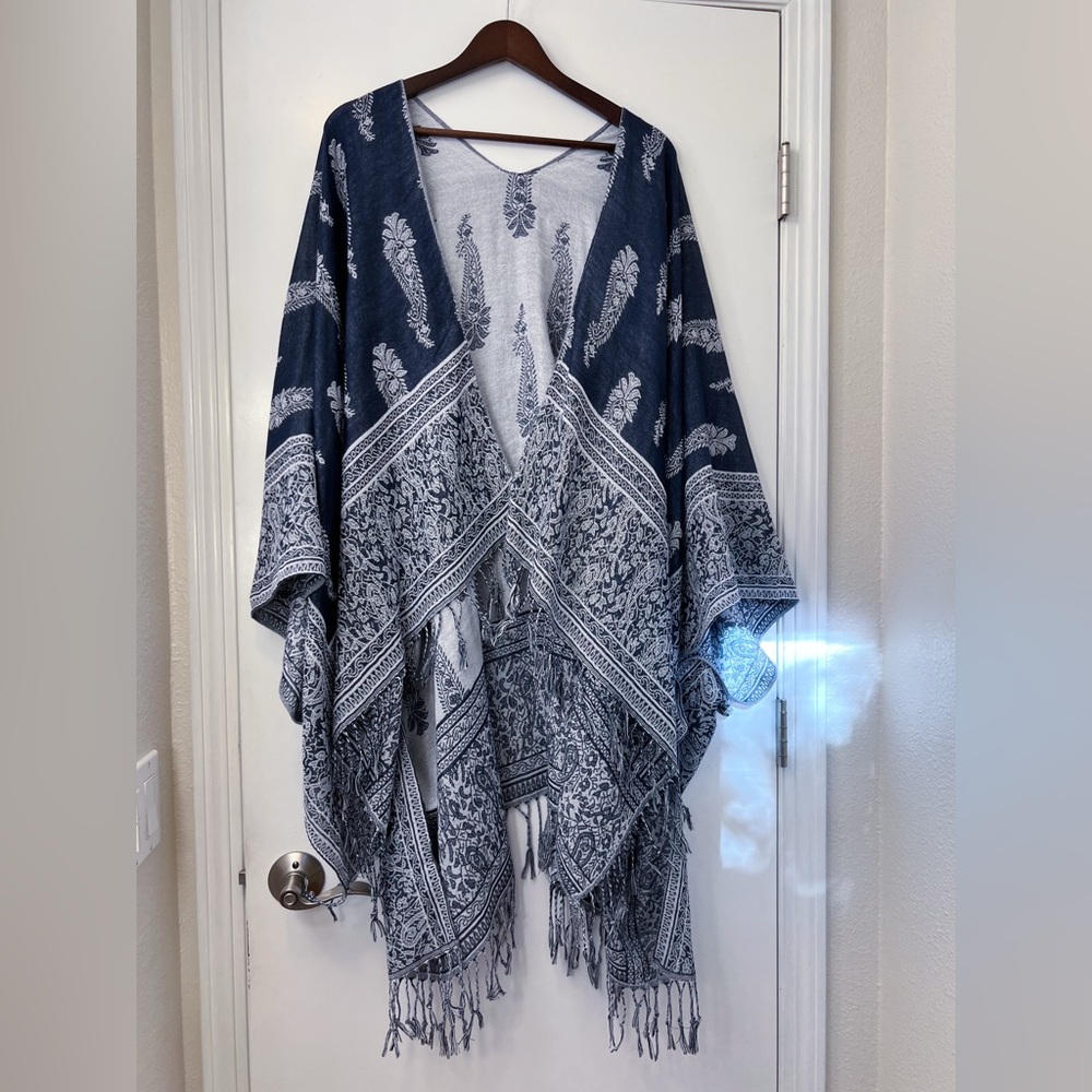 💙 Paisley Fringe Kimono Wrap - One Size, NWT